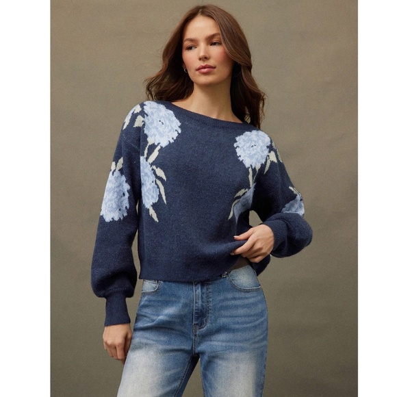 Floral Print Navy Blue Knit Round Neck Long Sleeve Pullover Sweater - Picture 2 of 6
